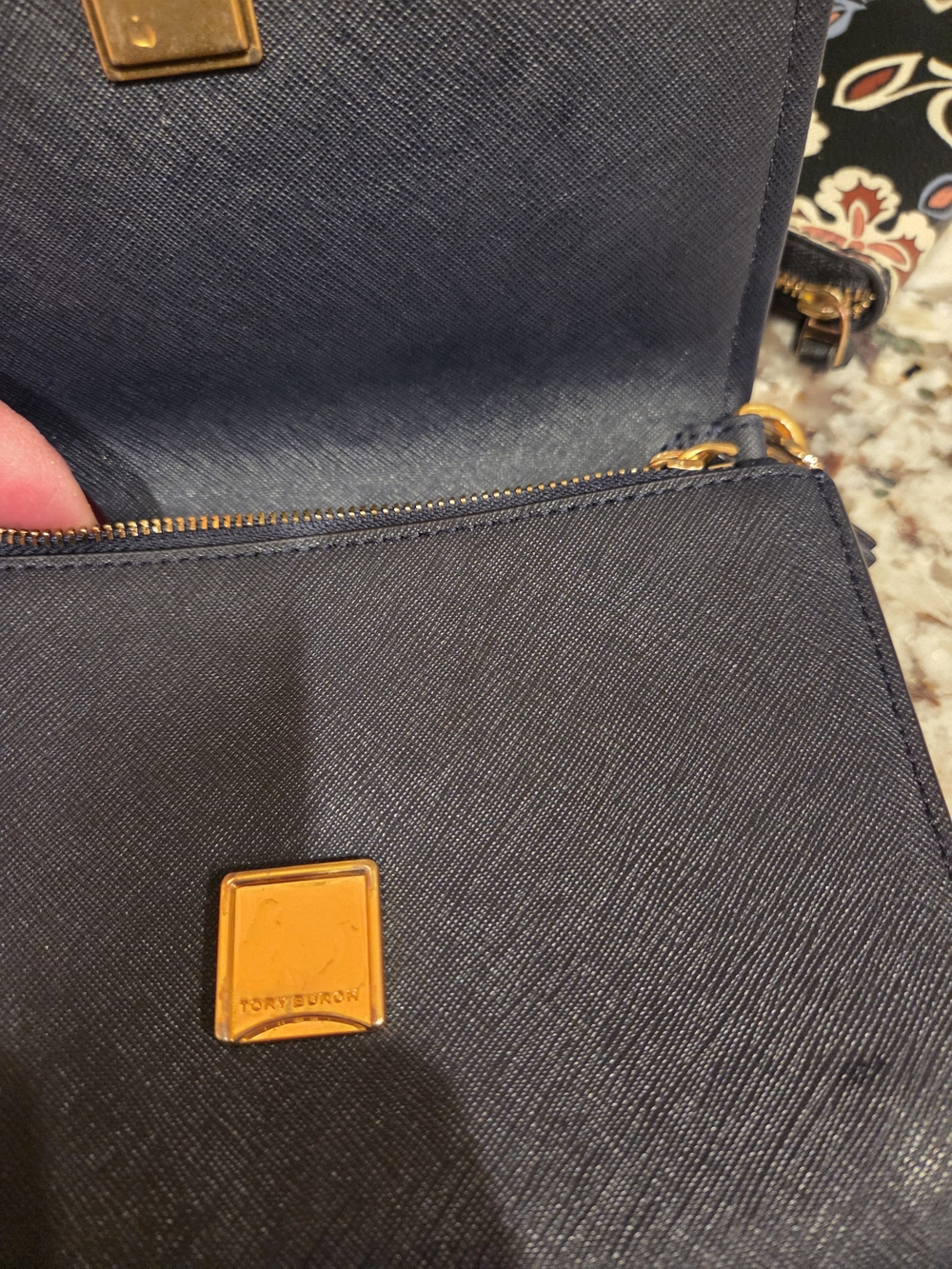 Tory Burch Deep Navy Saffiano Crossbody Bag with Black Floral Zip Wallet - Picture 6 of 9